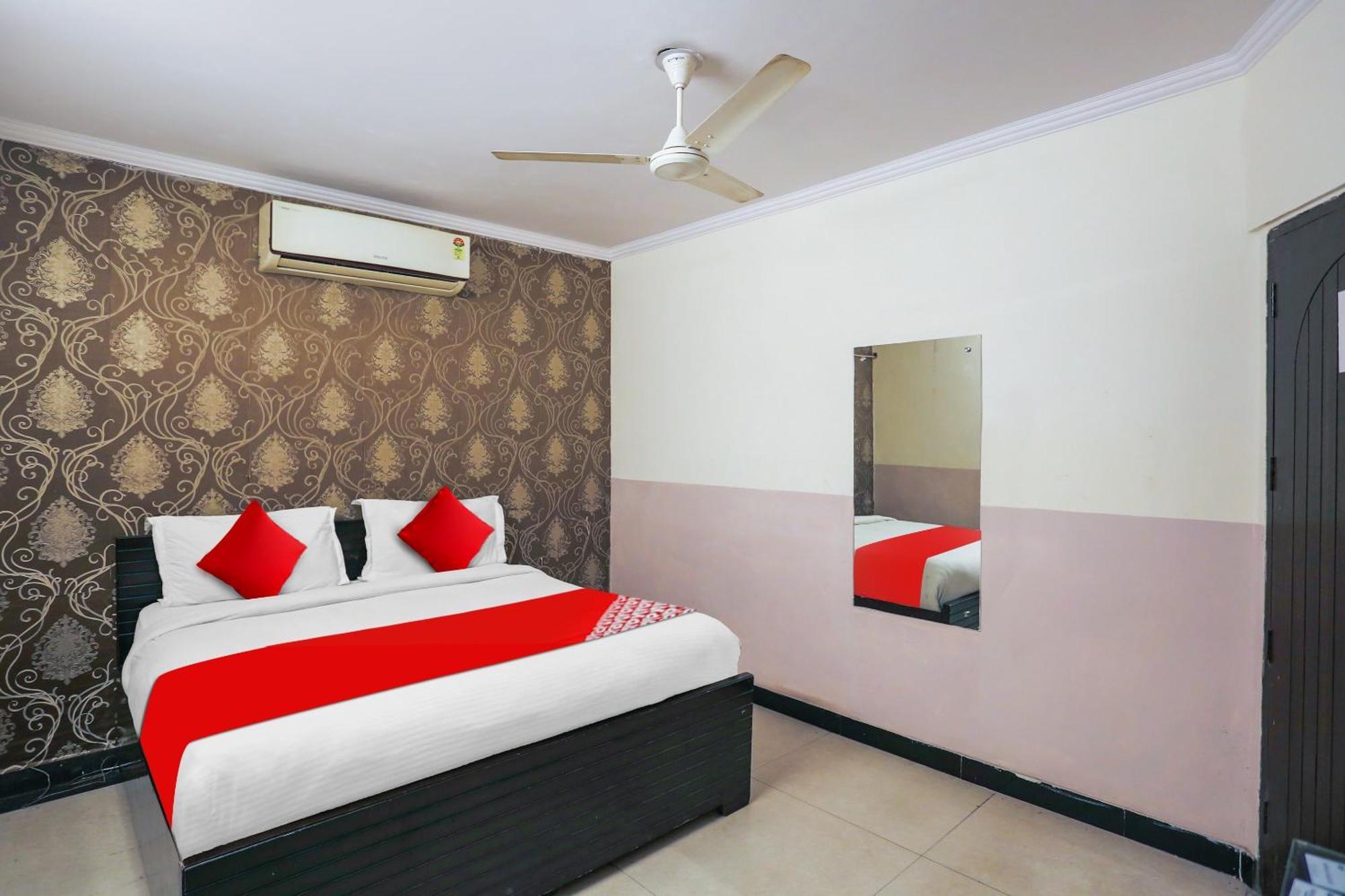 Hotel O Royal Galaxy Neu-Delhi Exterior foto